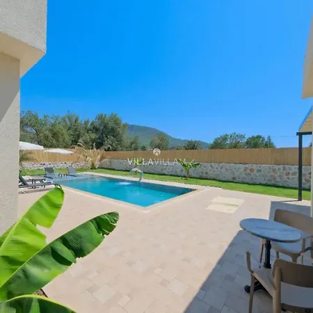 Tera Private Pool & Jacuzzi *